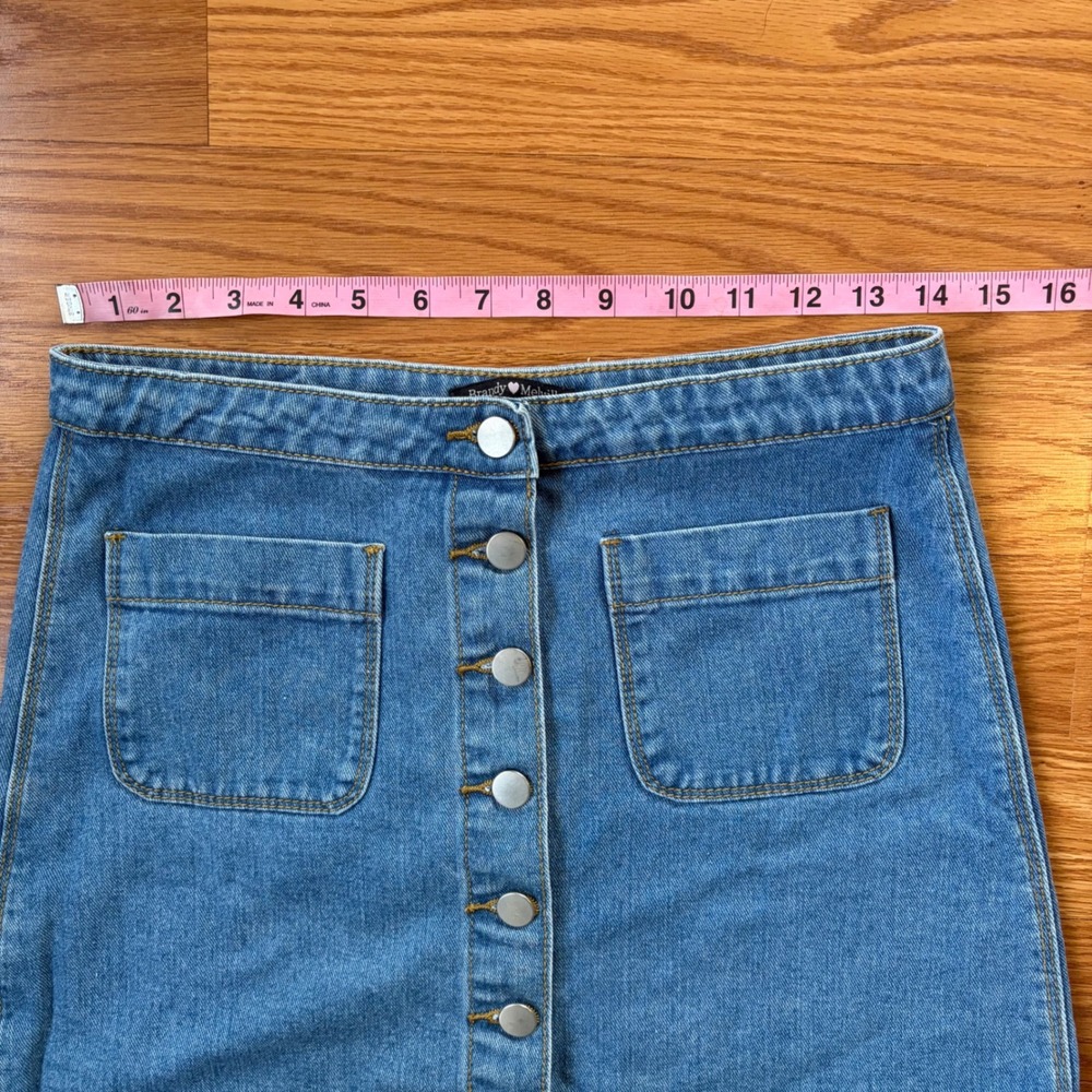 Brandy Melville Denim Button Front Patch Pockets Mini Skirt Size Medium - Picture 3 of 8